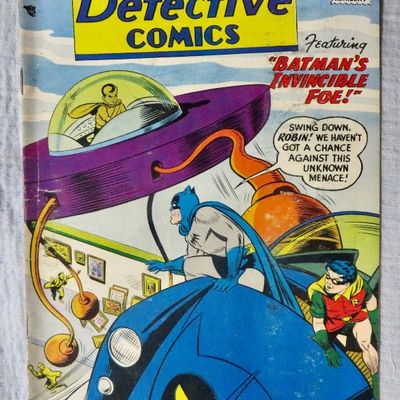Vintage Detective Comics #257 (July 1958) - "Batman's Invincible Foe!" Silver Age DC Comic