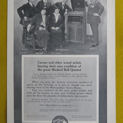 1914 Victor Talking Machine with Victrola with Caruso