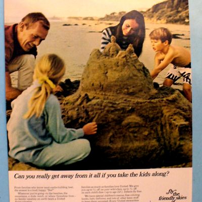 1968 United Air Lines w/ Family on the Beach