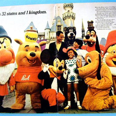 1969 United Airlines with Disneyland & Magic Kingdom