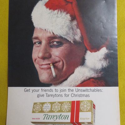 1963 Tareyton Cigarettes with Man In Santa Hat