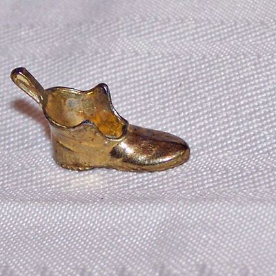 Small Metal Shoe Charm