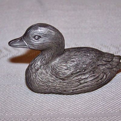 Large DUCK Figurine, Signed SPOONTIQUES PEWTER, P501