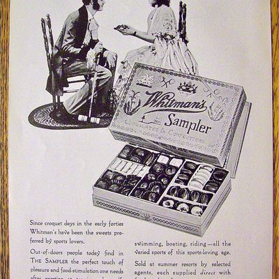 1929 Whitman's Candy Sampler with Man & Woman