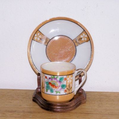 Lustre Demitasse Cup & Saucer