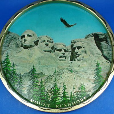 Mt Rushmore Souvenir Metal Tray