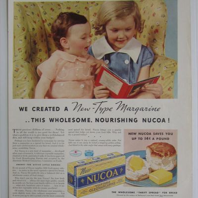 1937 Nucoa Margarine with Two Children Reading