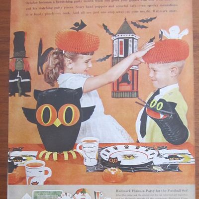 1961 Hallmark Plans A Party with Halloween Decor