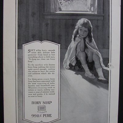 1916 Ivory Soap with Little Girl Sitting