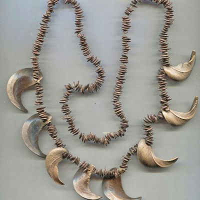 Wood Chips & Shards Necklace