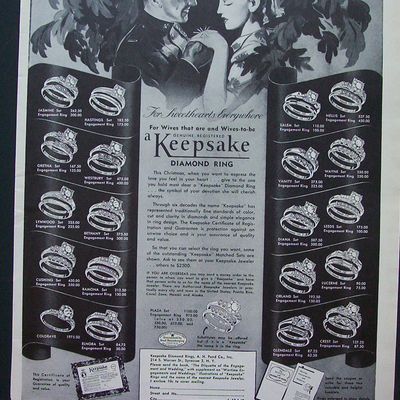 1943 Keepsake Diamond Ring with Different Diamond Rings