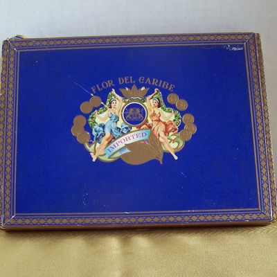 FLOR del CARIBE Empty Wooden Cigar Box