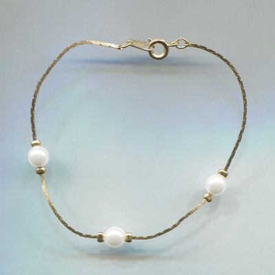 China, Faux Pearls On Fine Gold Tone Chain Bracelet