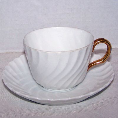 Swirl Design Cup w/Gold Tone Handle & Matching Saucer