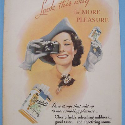 1938 Chesterfield Cigarettes w/Woman Looking in Camera