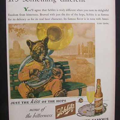 1944  Schlitz  Beer