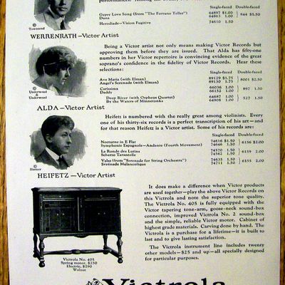 1923 Victrola Talking Machine with Heifetz, Alda & More