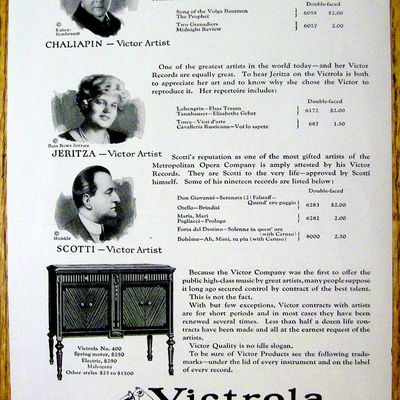 1923 Victrola Talking Machine with Challapin