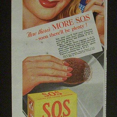 1944  S. O. S.  Magic  Scouring  Pads