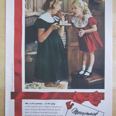 1950 Merrimack Velveteen with Girl Feeding Little Girl