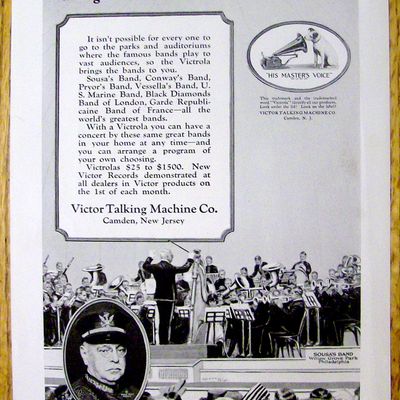 1921 Victor Talking Machine with Sousa
