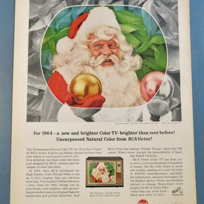 1963 RCA Victor Proved Color Television w/ Santa Claus