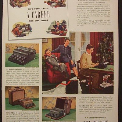 1940  Royal  Portable  Typewriter