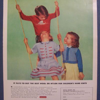 1952  Beehive  Wool  Yarns