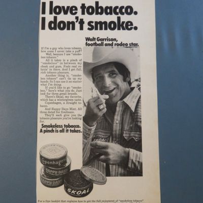 1975 Copenhagen Tobacco with Football's Walt Garrison