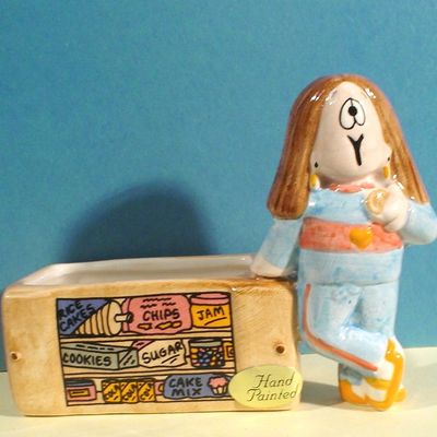 1985 Ceramic Cathy Dish