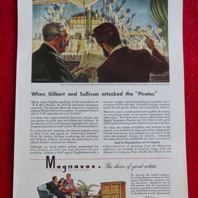 1944 Magnavox Radio Phonograph with HMS Pinafore