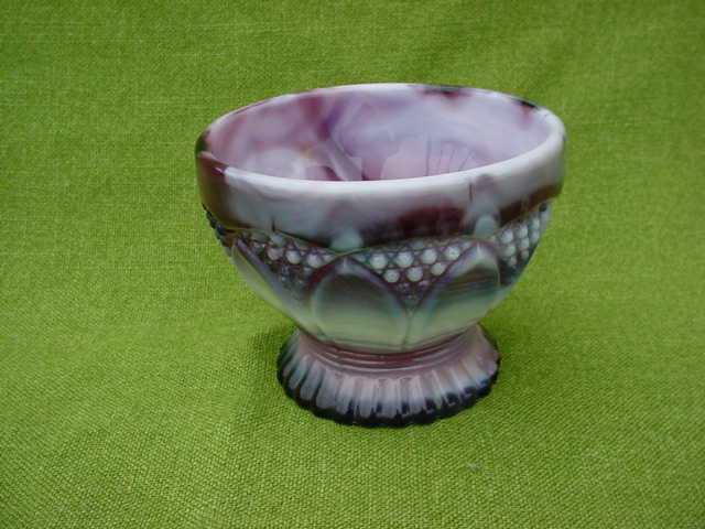 HTF, Imperial Purple Slag Mint Dish