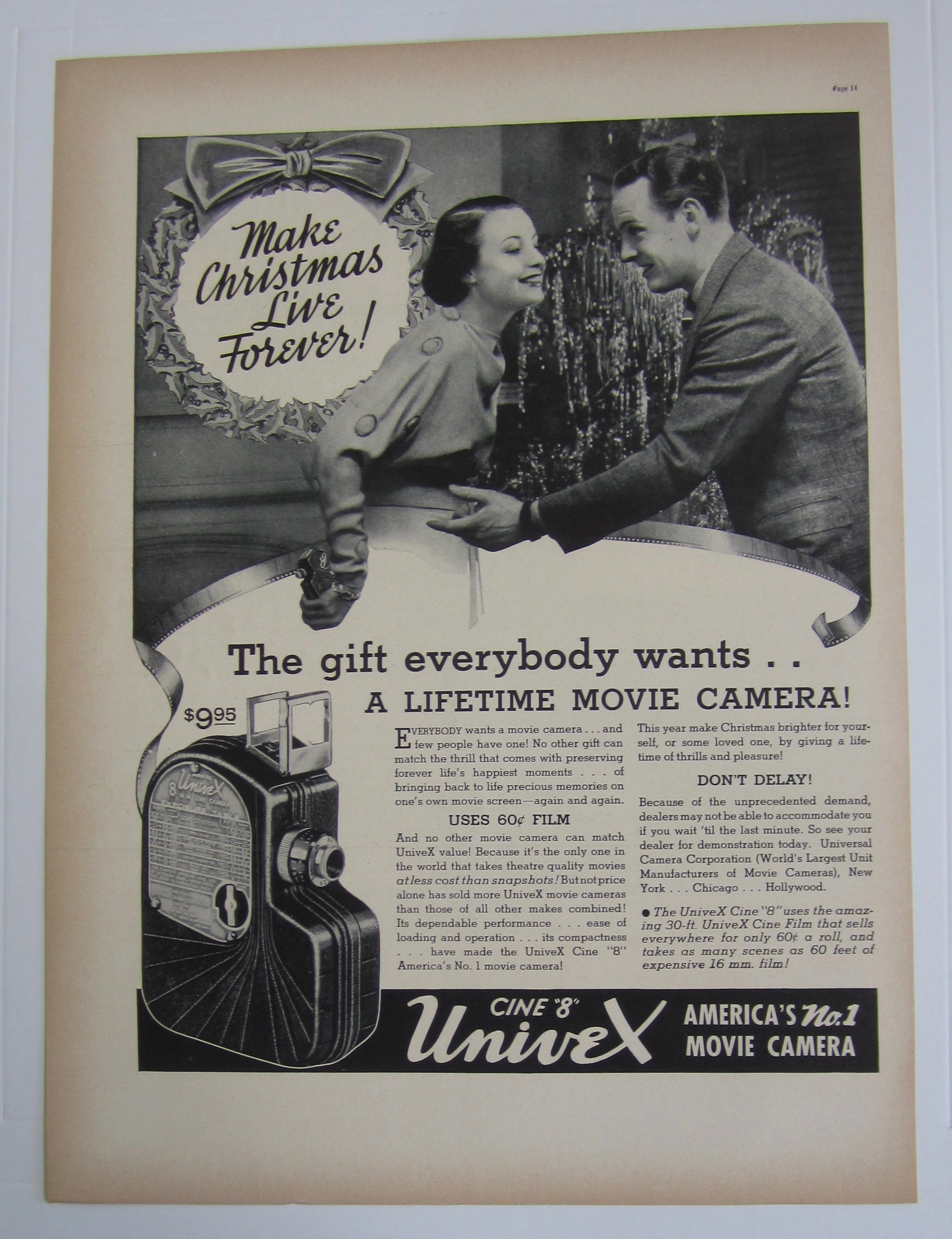 1937 Cine 8 Univex Movie Camera with Man & Woman