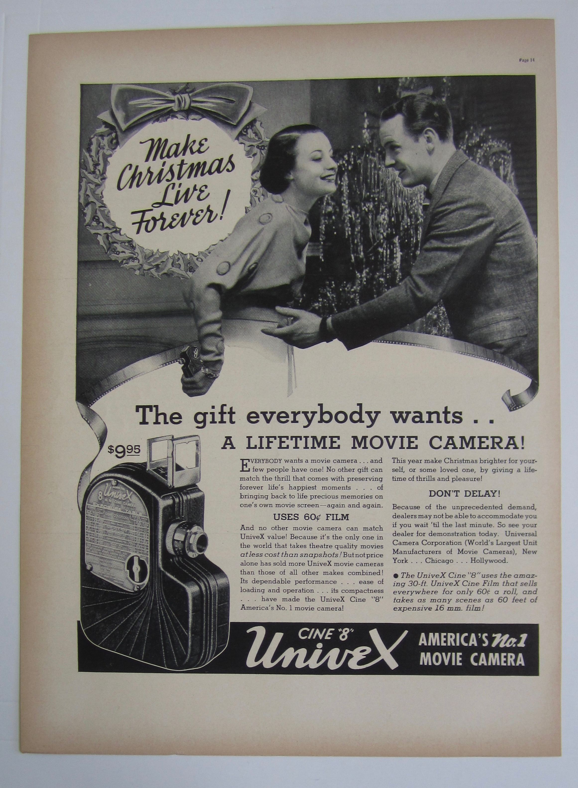 1937 Cine 8 Univex Movie Camera with Man & Woman