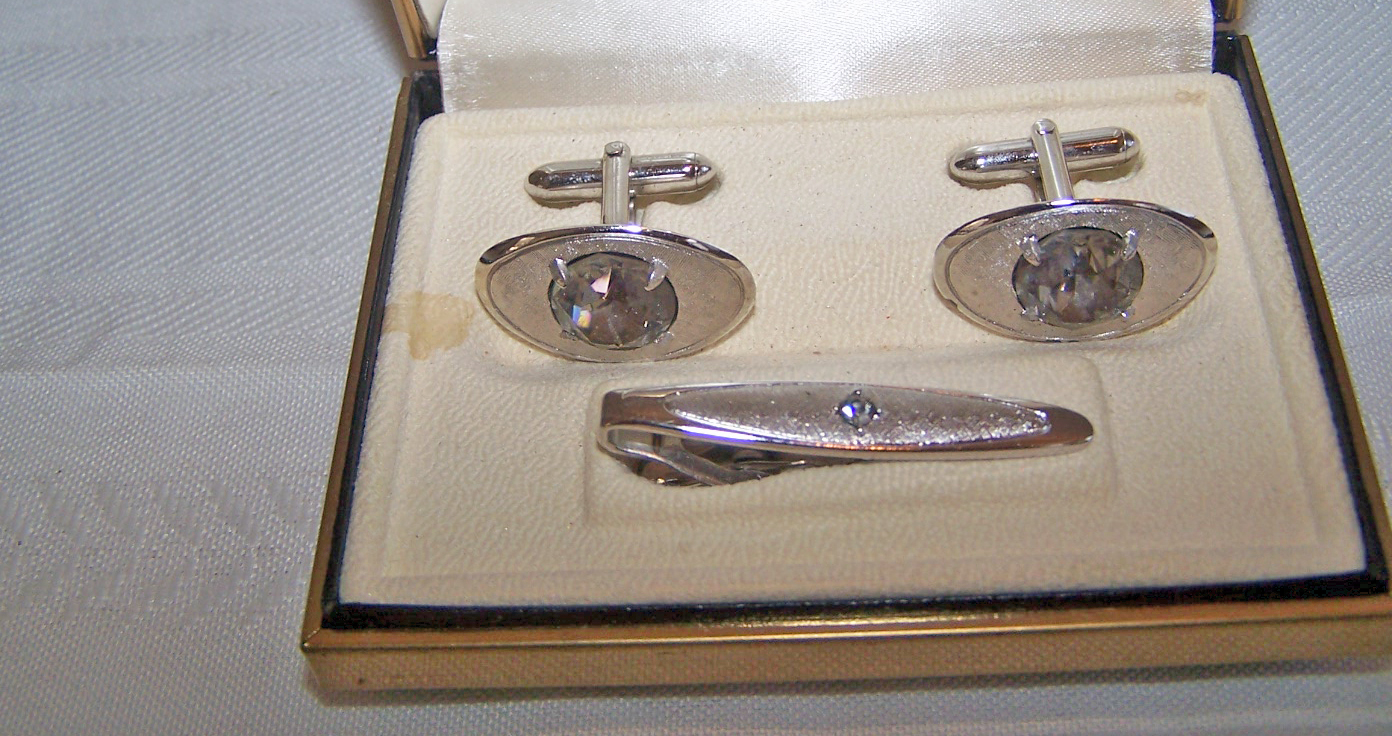 Swank Cuff Links & Tie Clip in Original Case