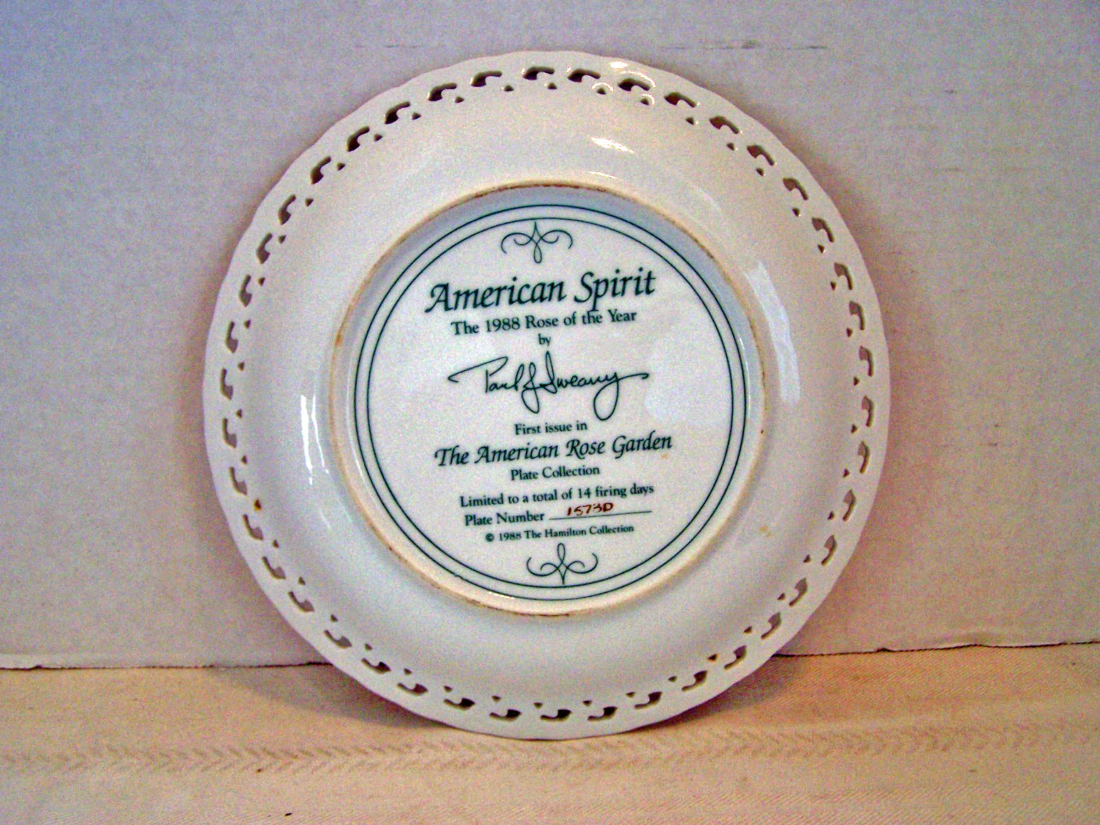 1988 Rose of the Year Decorative Plate