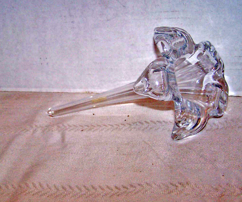Glass Epergne Horn, Made in Taiwan, R.O.C.
