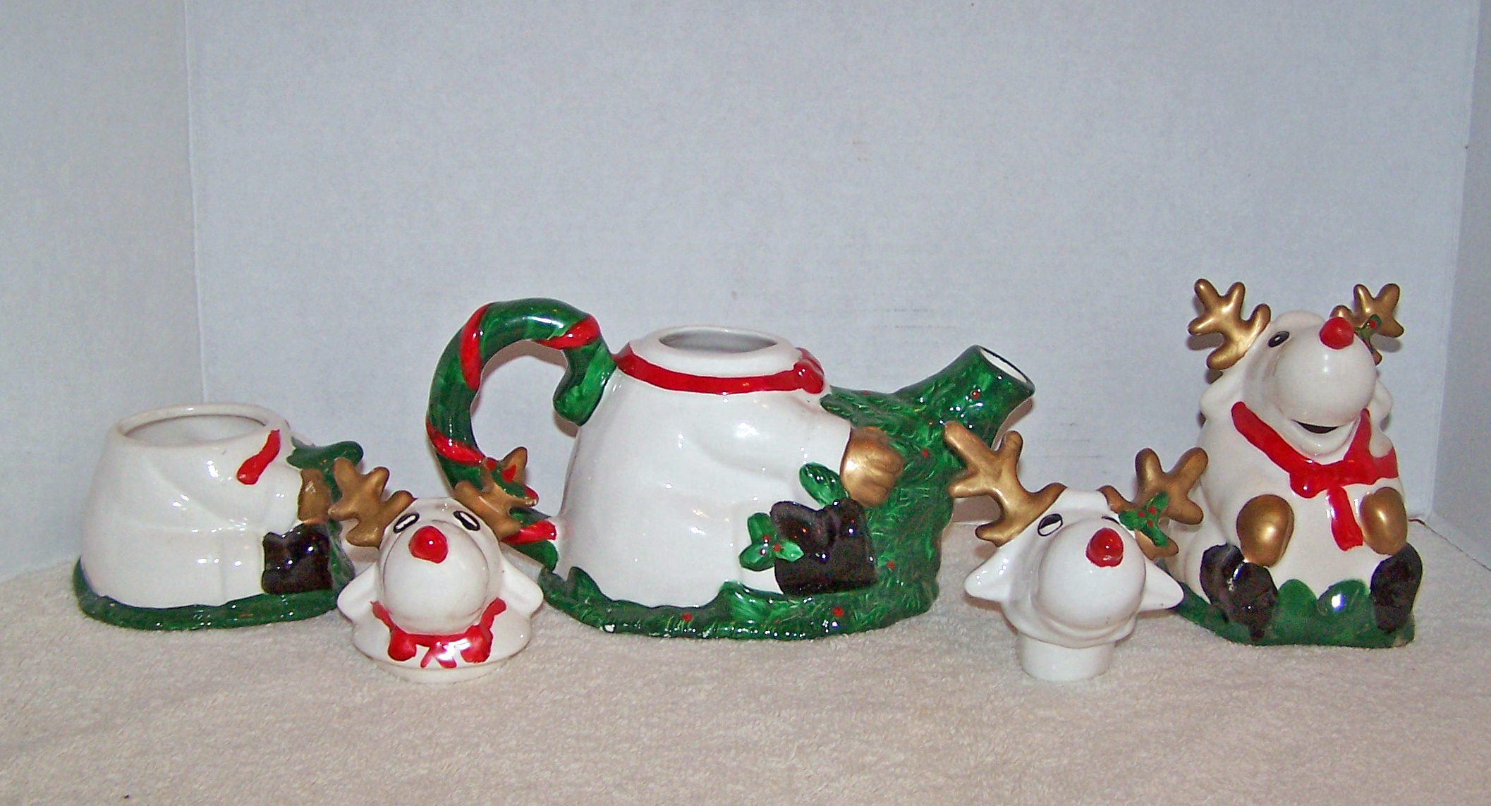 Reindeer 3 Pc. Tea Set, Tea Pot, Sugar & Creamer