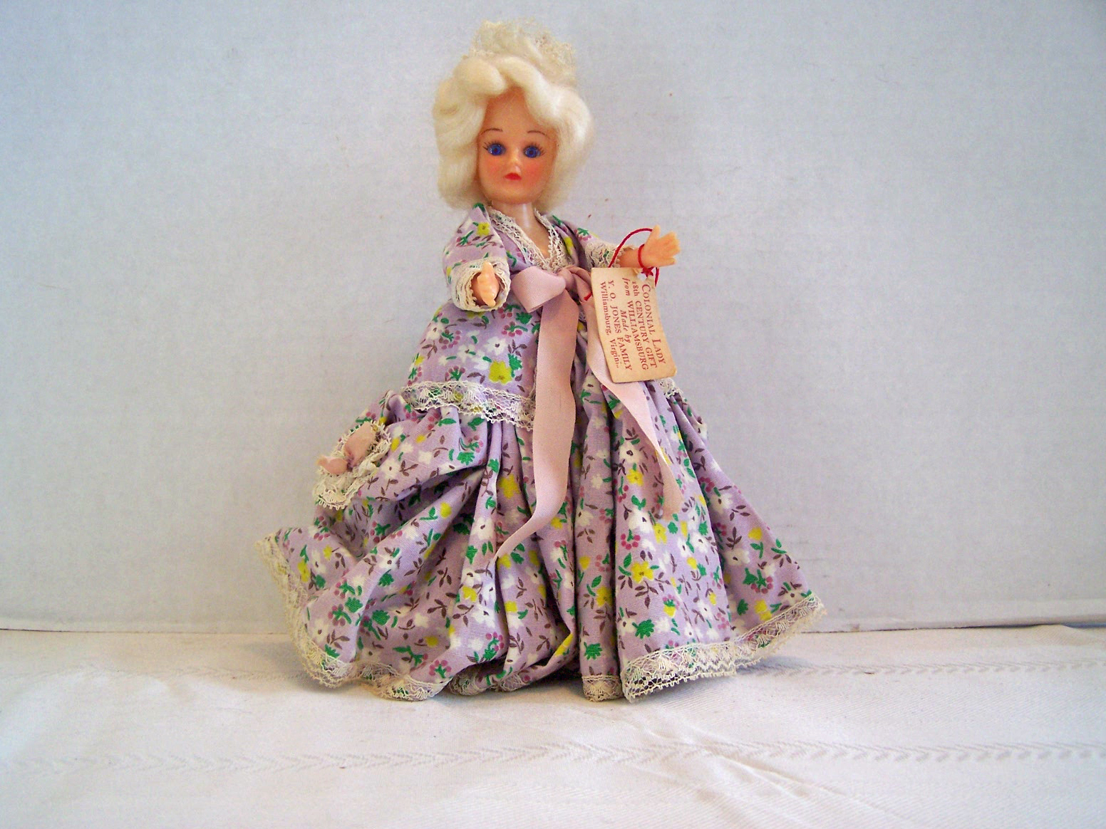Blonde Hair Colonial Dressed Lady Colonial Doll