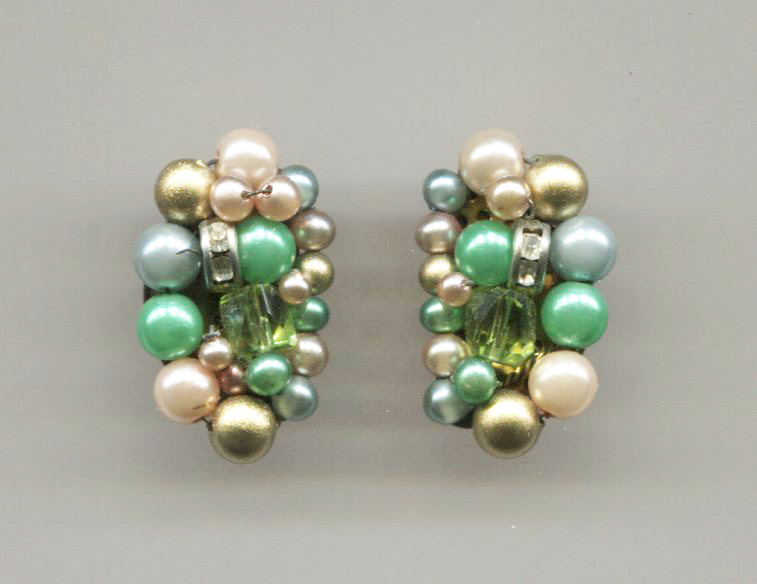 Japan Cluster Green & White Beads Clip-Back Earrings