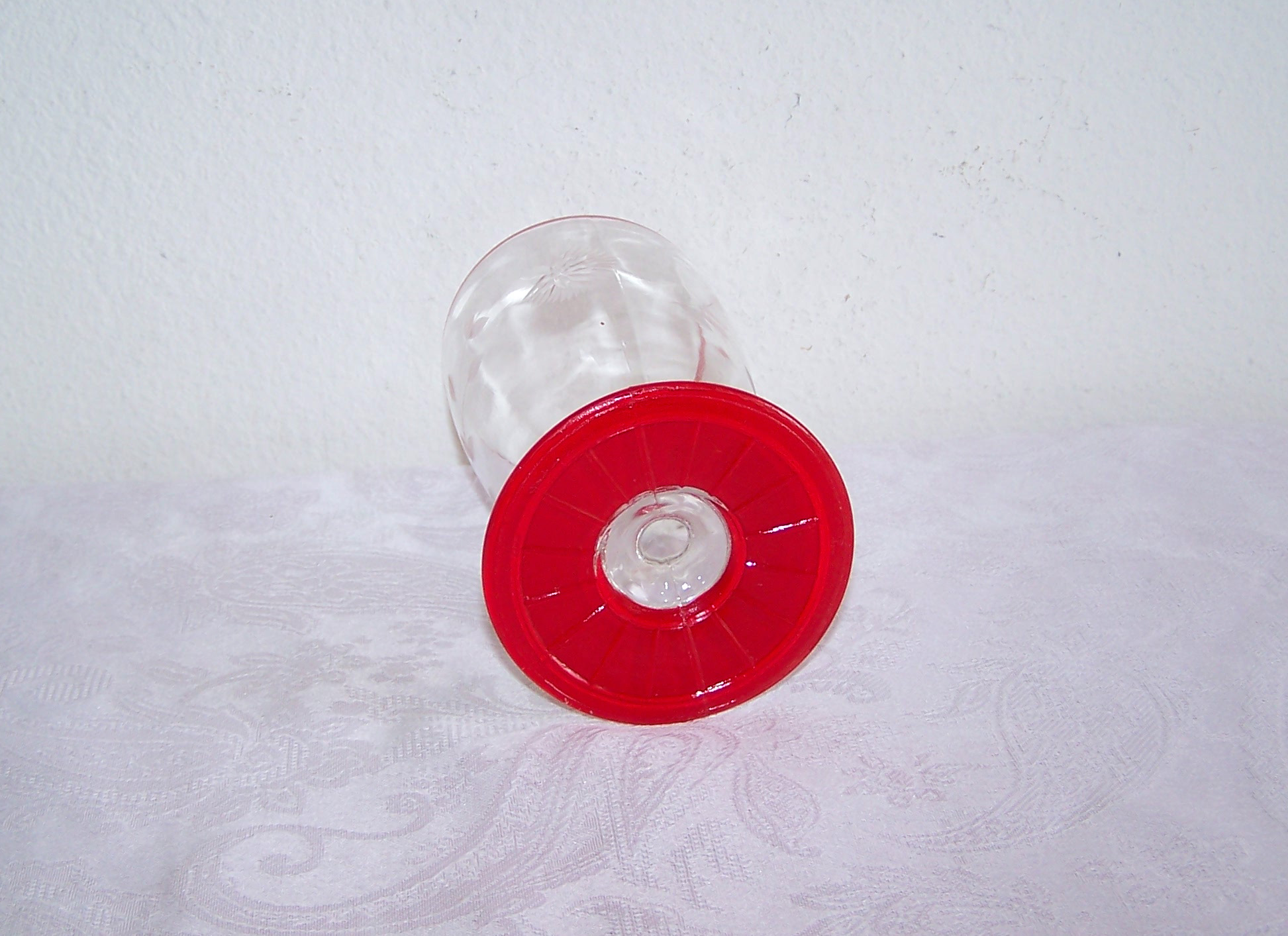 12 Red Base & Rim Etched Glasses, Deco Look
