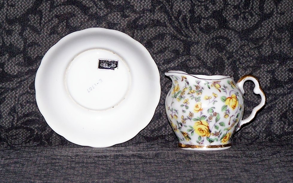 Inarco Creamer & Plate, Yellow Chintz