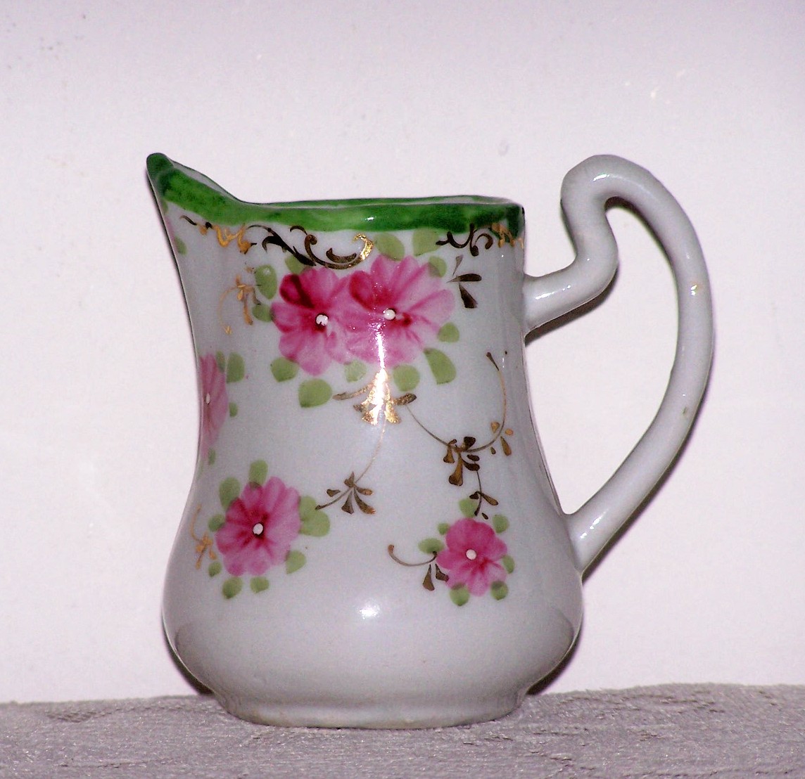 Creamer W/Pink Flowers