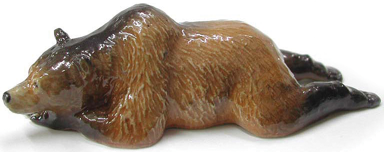 R040r Lying Grizzly Bear