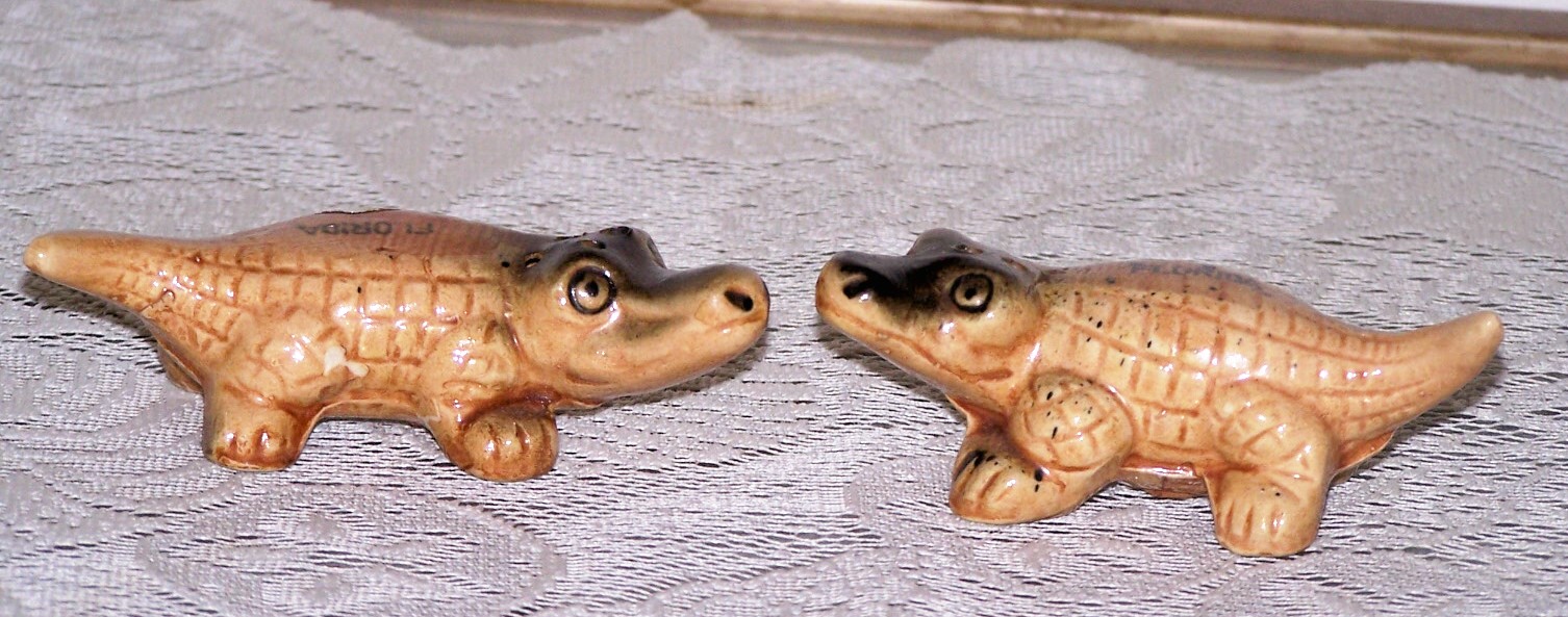 Alligator Salt & Pepper Shakers