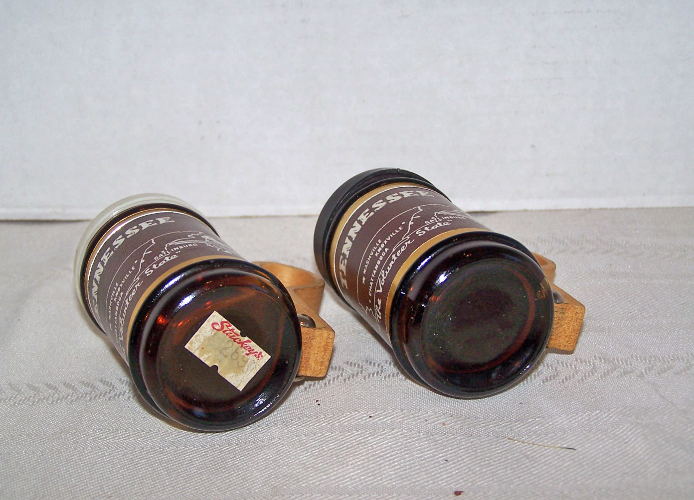 Tennessee Souvenir Glass Salt & Pepper Shakers,