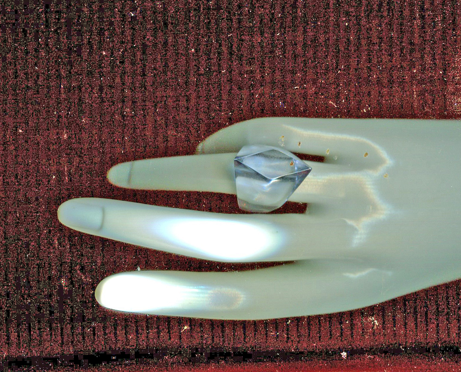 Vintage Huge CLEAR LUCITE RING