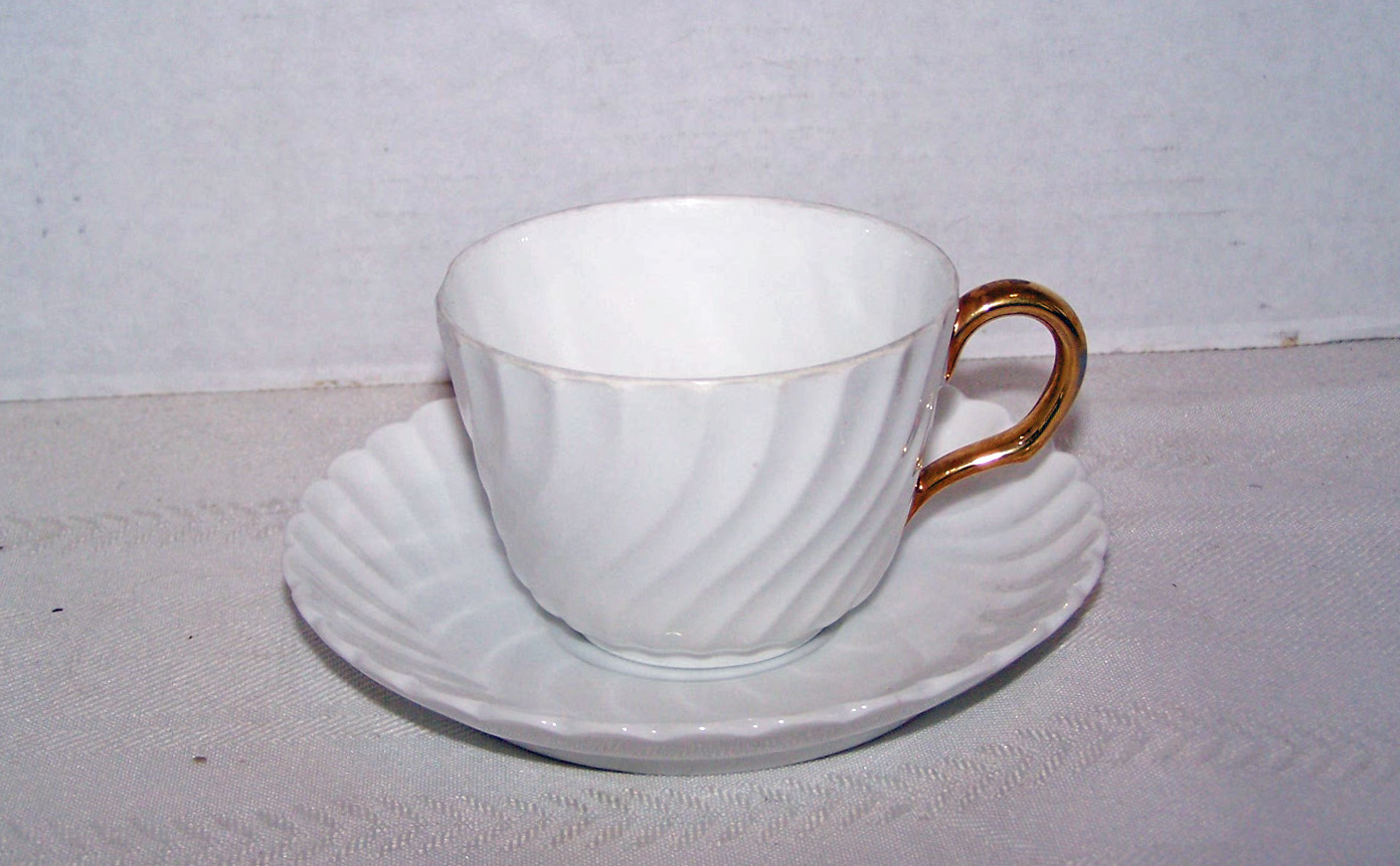 Swirl Design Cup w/Gold Tone Handle & Matching Saucer