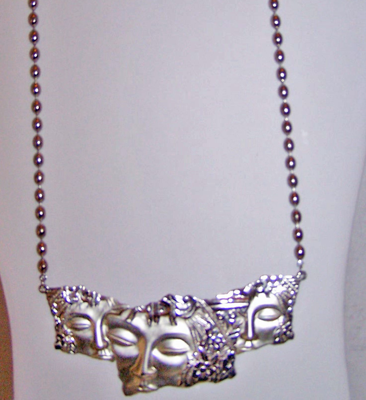 JJ Signed, 3 Women Faces Fixed Pendant Necklace