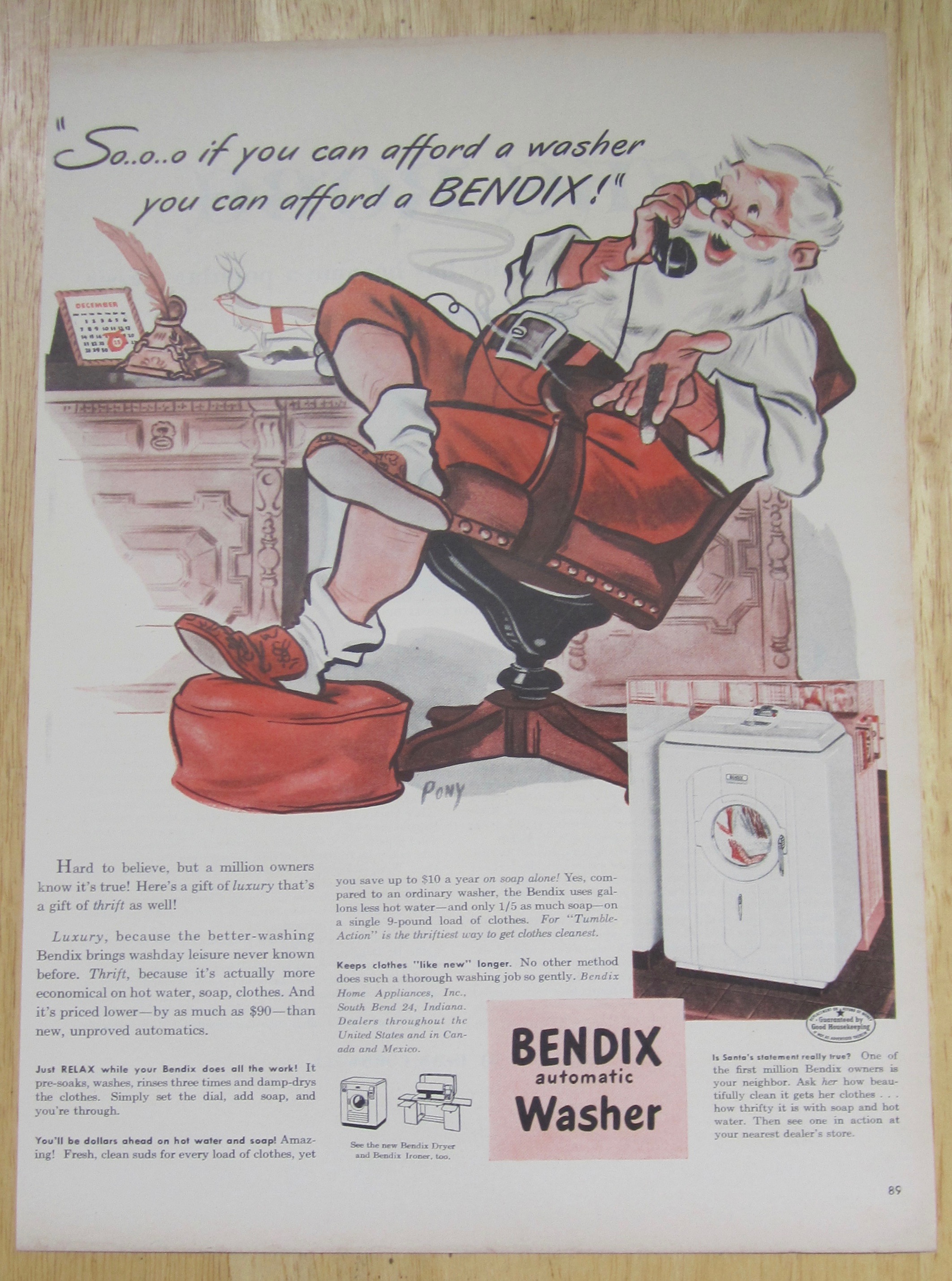 1947 Bendix Automatic Washer with Santa Claus in Chair